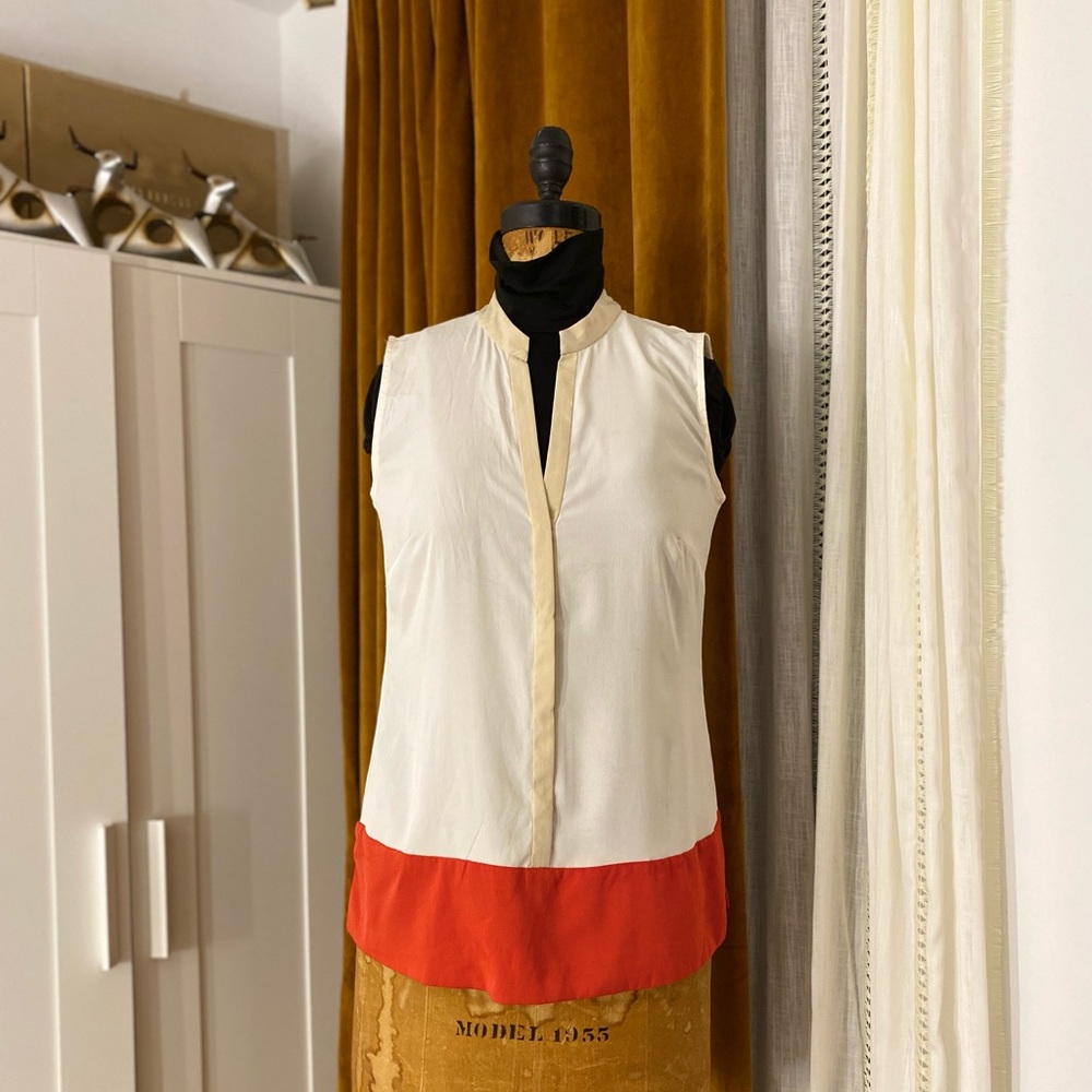 Banana Republic Sleeveless Top